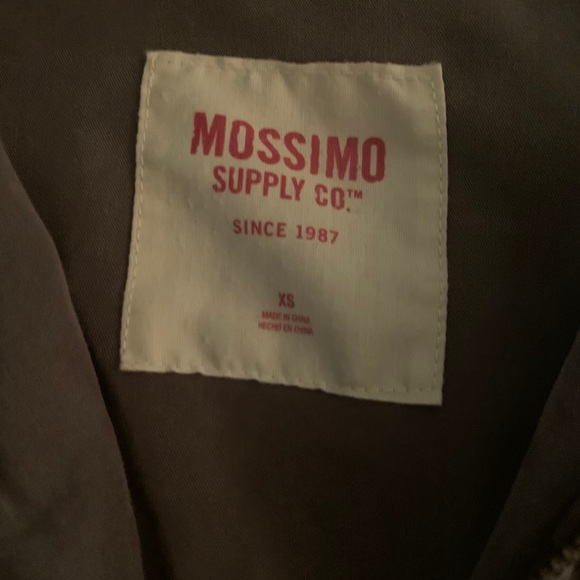 green zip up jacket - Picture 2 of 3